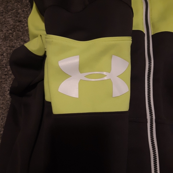 SOLD MENS SMALL UNDER ARMOUR ZIP - Picture 3 of 4